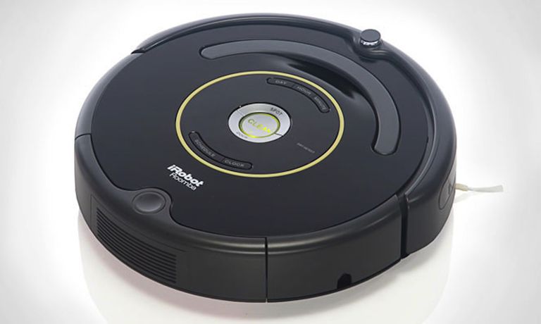 Bissell FeatherWeight, Ball DC50, iRobot Roomba, persone artrite, poco meno