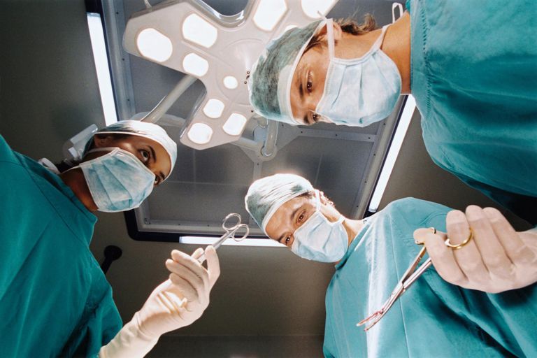 interventi chirurgici, maggior parte, chirurghi plastici, altri tipi, chirurghi devono, chirurghi ortopedici