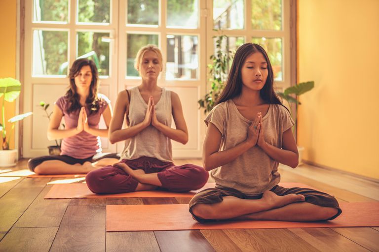 yoga integrale, dello yoga, esercizi respirazione, Swami Satchidananda, Yoga pratica